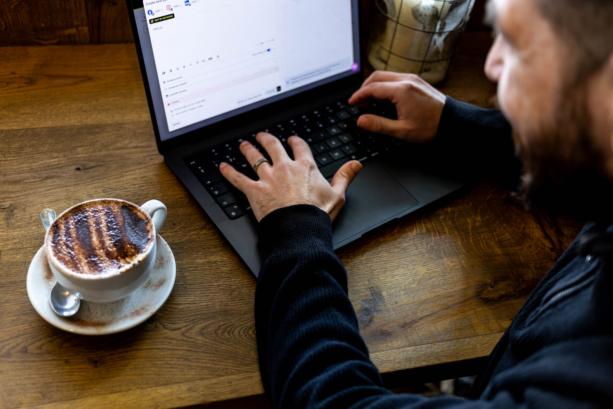 Content that works while you do.